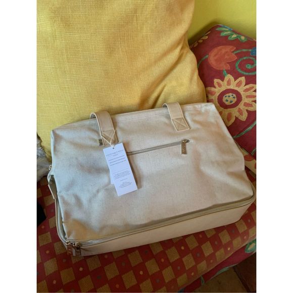 NWT BEIS Weekender bag in Beige - Picture 12 of 12
